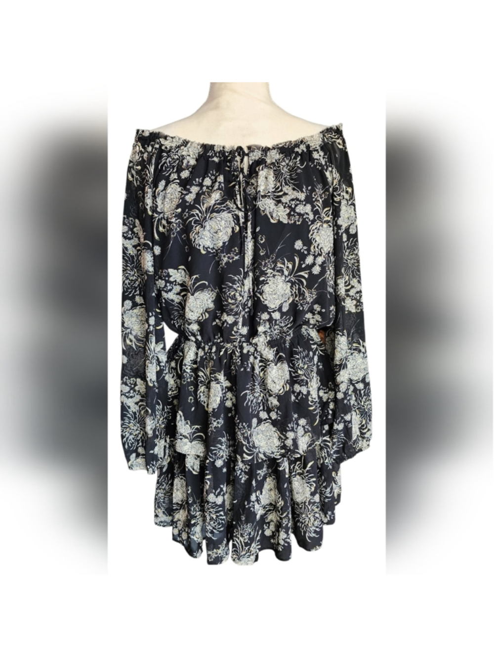 Aakaa Black Floral Off-Shoulder Long Sleeve Tiered Mini Dress S NWT Boho Chic